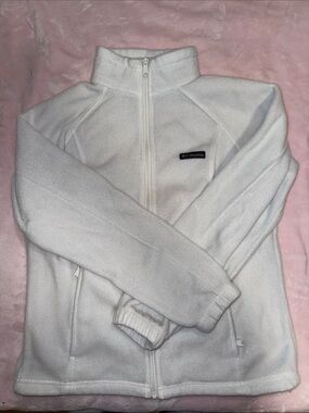 Women’s Columbia fleece jacket
